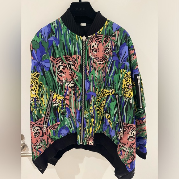Gucci Jackets & Blazers - Gucci Jacket Multicolor Reversible
Bomber Poncho / jacket  Leopard Animal Print